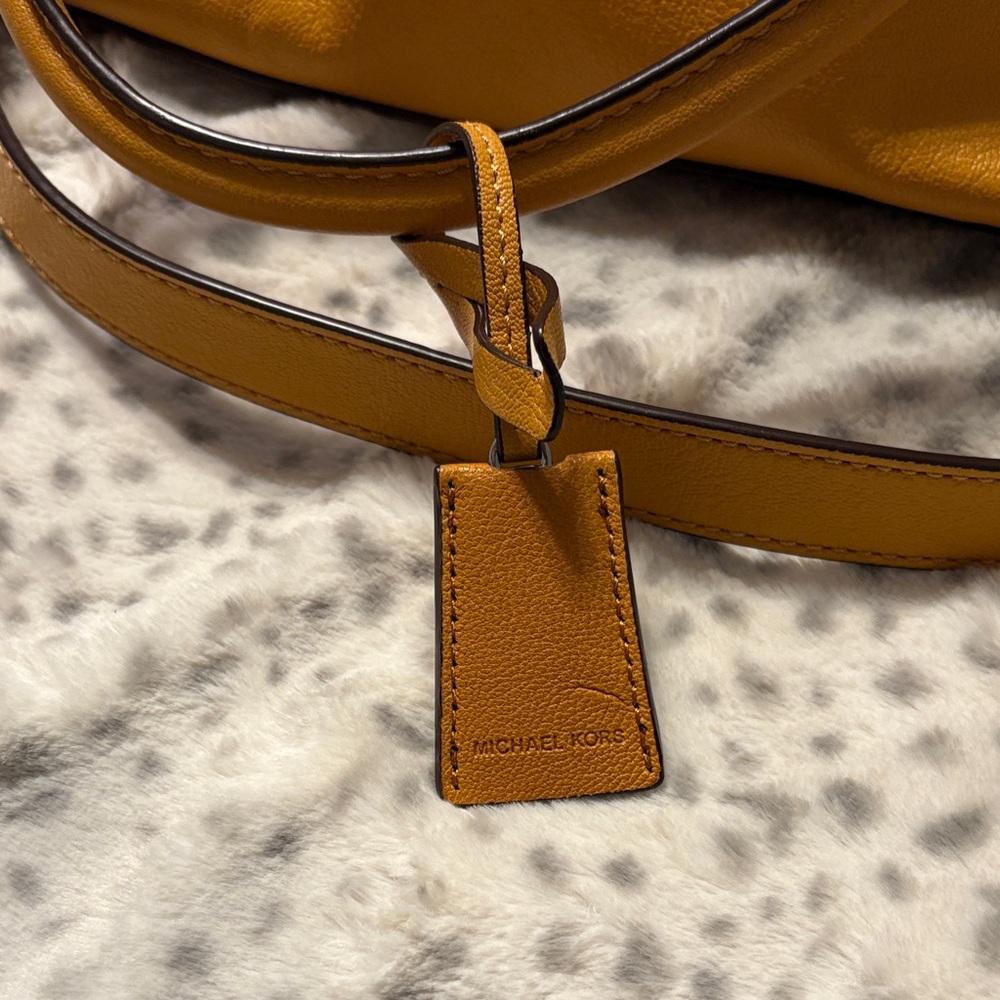 Michael Kors Golden Yellow Leather East West Hamilton Satchel Handbag - Picture 3 of 16